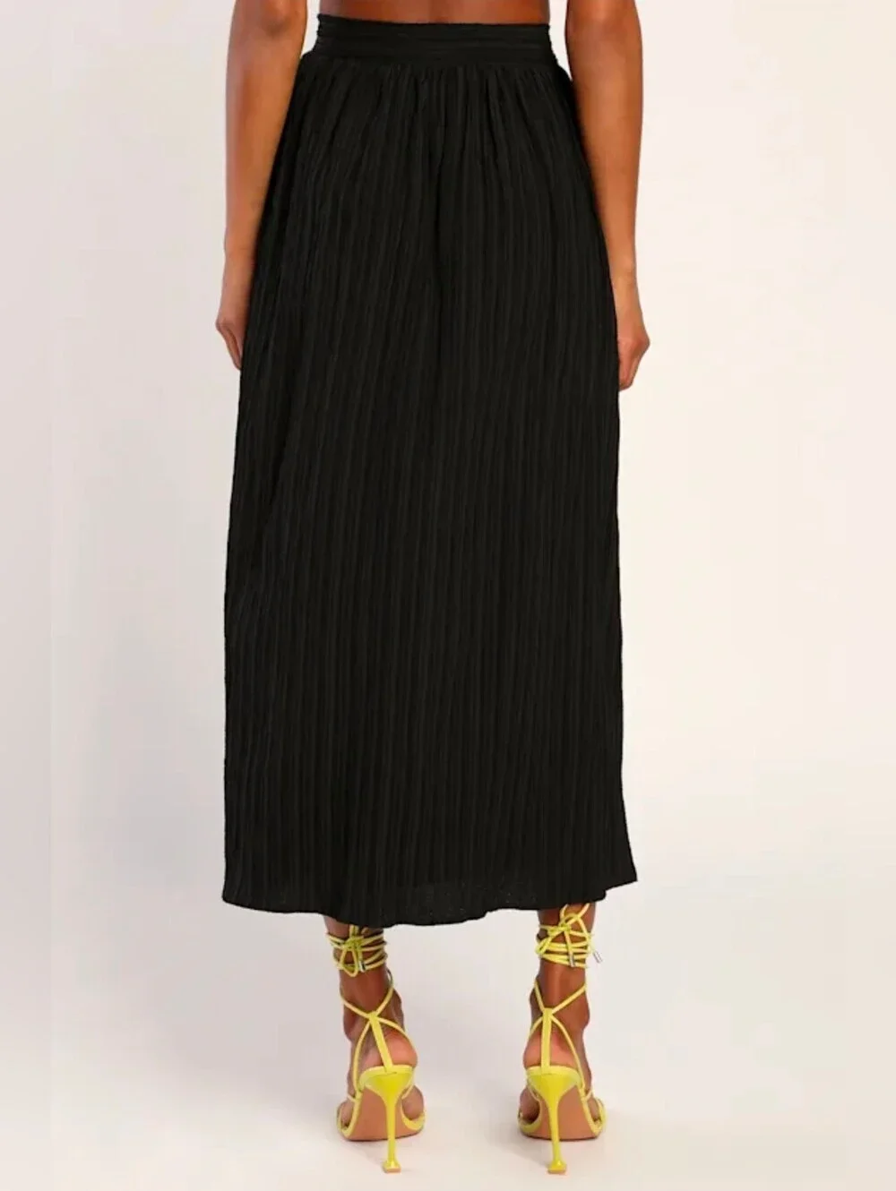Lulus NWT Midsummer Memories Black Mid-Rise Textured Maxi Skirt - Large
